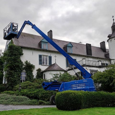Peinture extérieure et façades – façades d’une demeure, travail en nacelle à Bousval
